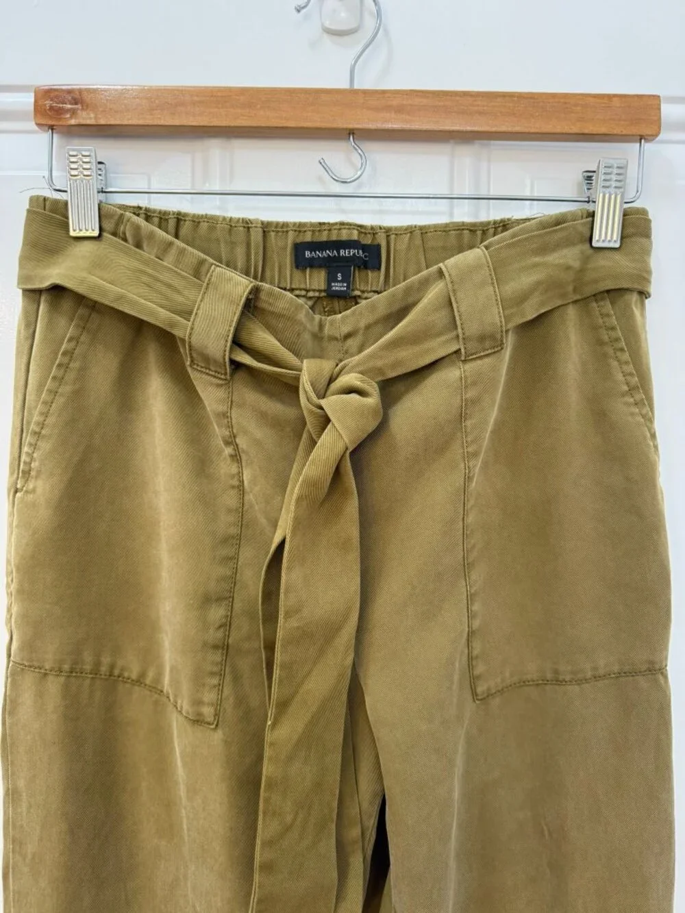 Banana Republic Olive Tie Waist Utility Crop Pants Size S